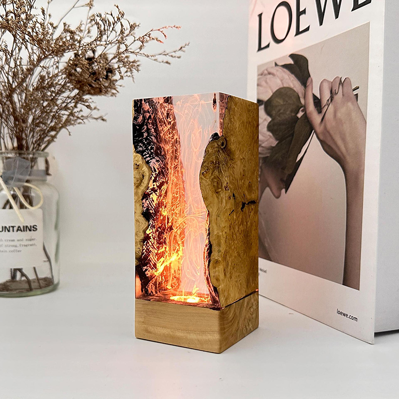 Lampada da Tavolo in Resina a  - Lighting Christmas Decor recensione e prezzo